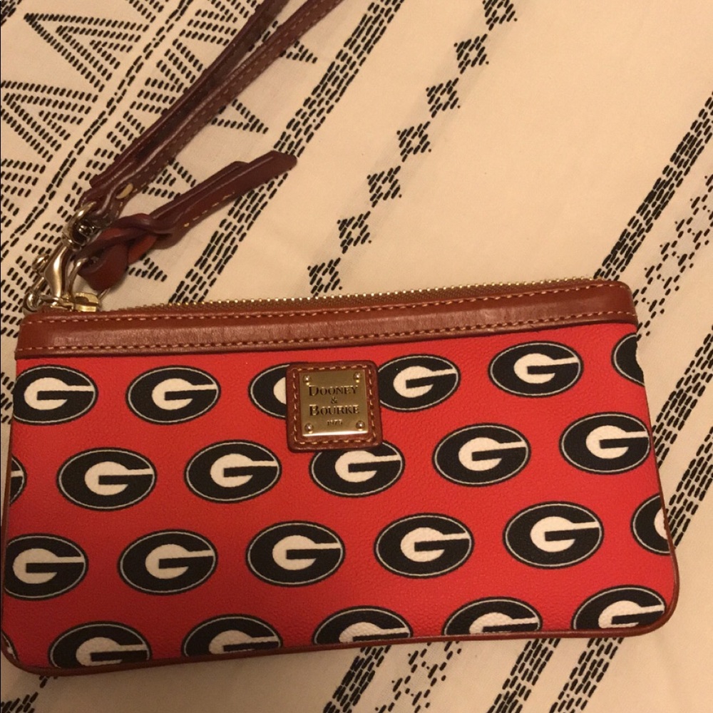 Dooney & Bourke wristlet